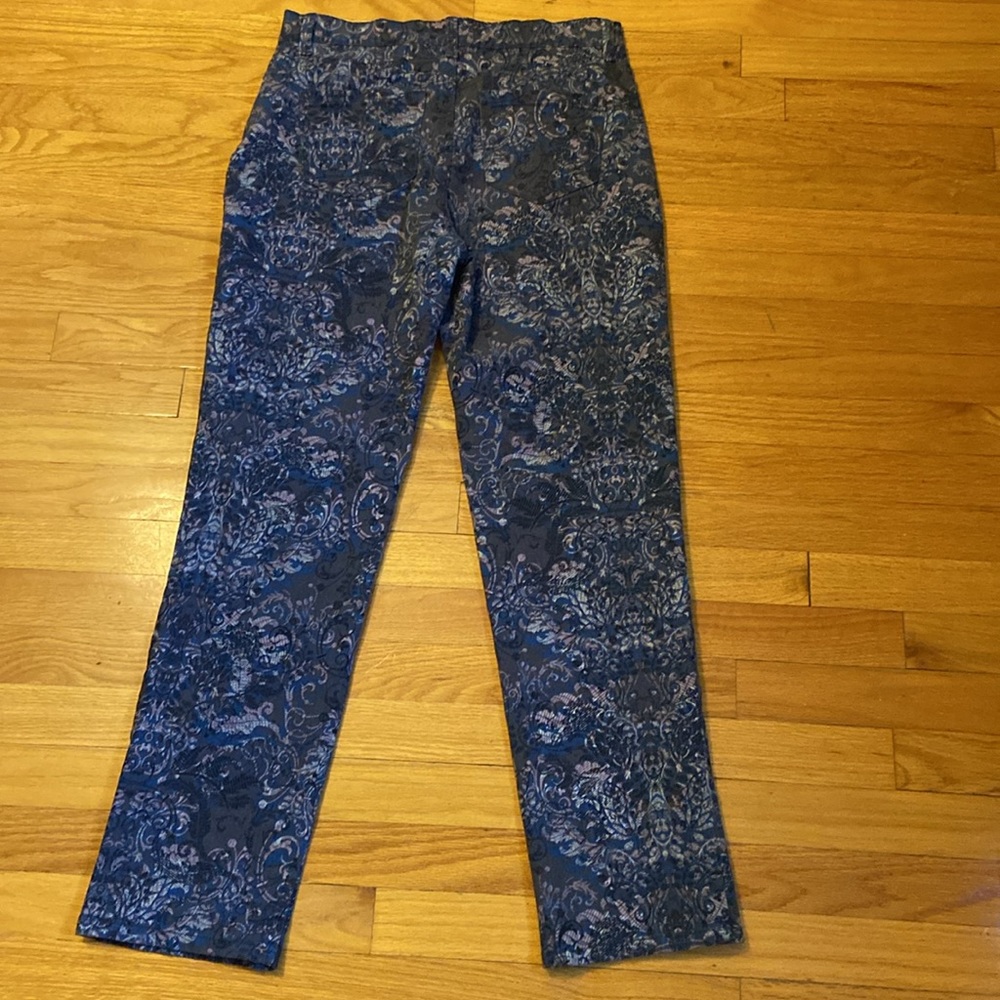 Gloria Vanderbilt Amanda High Rise Jeans. Size 8 - Picture 4 of 12
